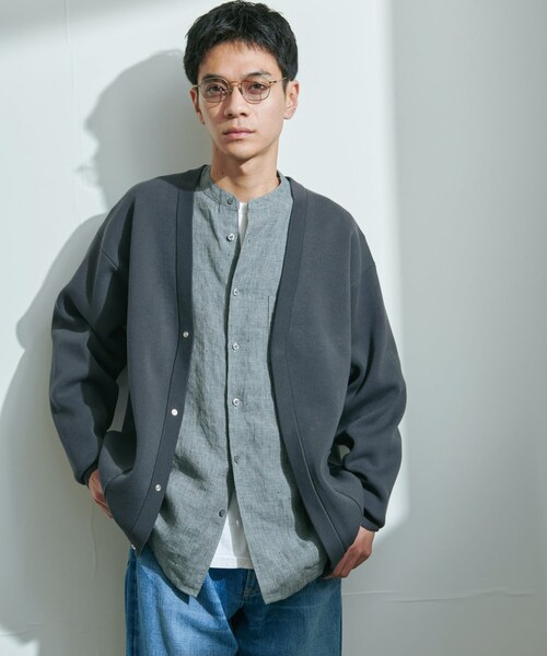 URBAN RESEARCH DOORS（アーバンリサーチドアーズ）の「『UR TECH Renew Knit』Vネックカーディガン（カーディガン/ボレロ・メンズ・GRAY/CHARCOAL/LIGHTBROWN・M/L）」の5枚目の写真