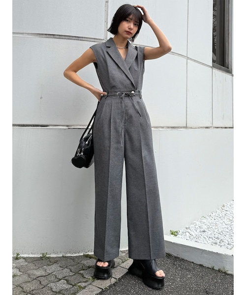 MURUA（ムルーア）の「メッシュロンパース（つなぎ/オールインワン・レディース・グレー/ブラック/ブラウン・1/2）」の4枚目の写真