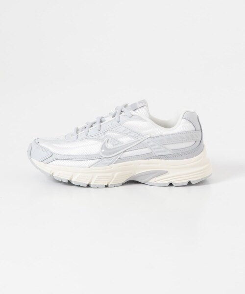 URBAN RESEARCH DOORS(アーバンリサーチドアーズ)の「NIKE ナイキ イニシエーター(スニーカー・レディース・SAIL/GREY・24/24.5/25)」の4枚目の写真