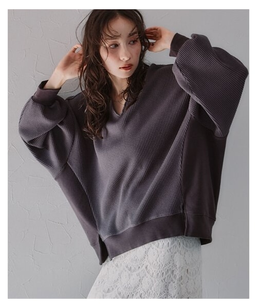 nissen（ニッセン）の「ワッフル素材カフタン衿スリット入トップス［Soiunique］（Tシャツ/カットソー・レディース・スミクロ/ブラウン/アイボリー・1(S~M)/2(L~LL)）」の7枚目の写真