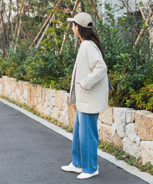 URBAN RESEARCH DOORS（アーバンリサーチドアーズ）の「『撥水』カポックキルトミドルジャケット（その他アウター・レディース・IVORY/GREIGE/BLACK・Free）」の13枚目の写真