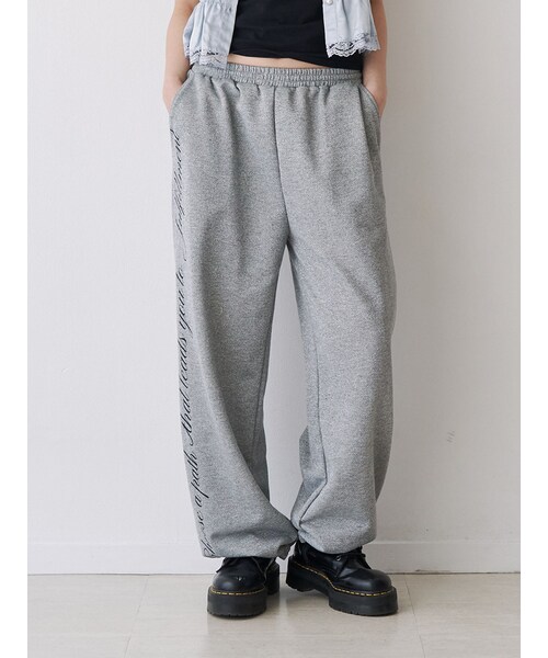 jouetie（ジュエティ）の「ラメスウェットルーズパンツ（セットアップ・レディース・グレー/ブラック/ピンク・M）」の3枚目の写真