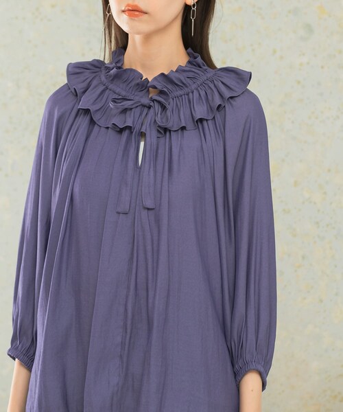 URBAN RESEARCH ROSSO（アーバンリサーチロッソ）の「フリルギャザーブラウス（シャツ/ブラウス・レディース・grape/ivory・FREE）」の15枚目の写真