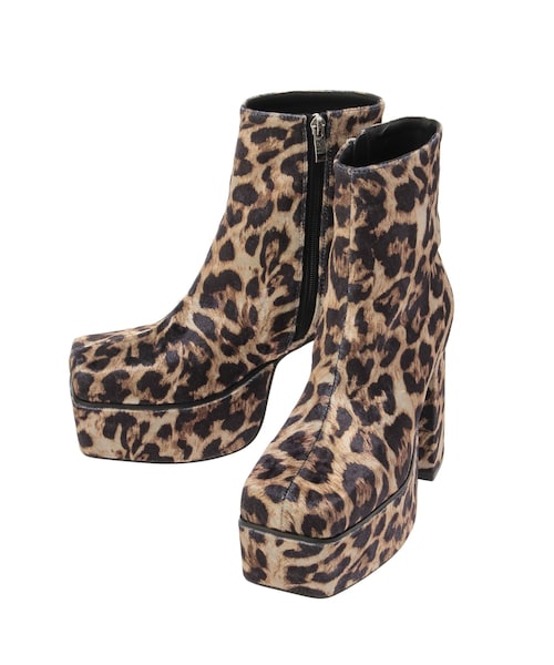 EVRIS（エヴリス）の「レザーライクチャンキーブーツ（ブーツ・レディース・ホワイト/ブラック/ミックス・S/M/L）」の8枚目の写真