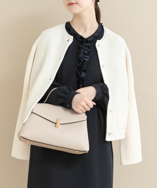 URBAN RESEARCH ROSSO（アーバンリサーチロッソ）の「『WEB/一部店舗限定』ツイードノーカラーニットジャケット（ノーカラージャケット・レディース・OFF/NAVY・Free）」の6枚目の写真