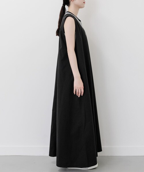 URBAN RESEARCH DOORS（アーバンリサーチドアーズ）の「FORK&SPOON　テントラインUネックワンピース（ワンピース・レディース・BROWN/BLACK/BEIGE・1/2）」の18枚目の写真