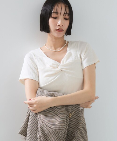 VIS(ビス)の「ツイストテレコカットソー(Tシャツ/カットソー・レディース・チャコール/オフホワイト/ダークブラウン・F)」の4枚目の写真