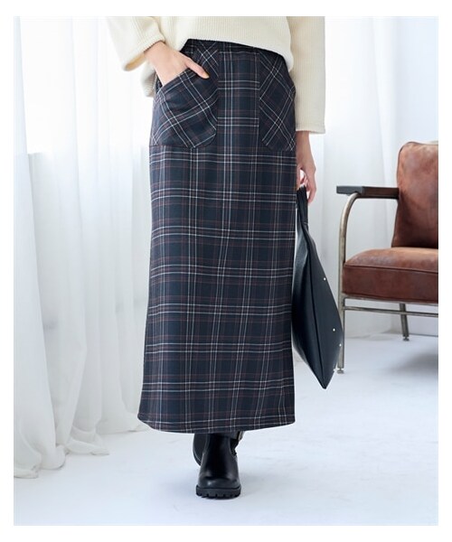 nissen（ニッセン）の「大きいサイズ  （MO-FU POKA）裏シャギーロングスカート（ゆったりヒップ）（スカート・レディース・黒/ネイビー系チェック/モカ系ドット/アイボリー系チェック・L/3L）」の5枚目の写真