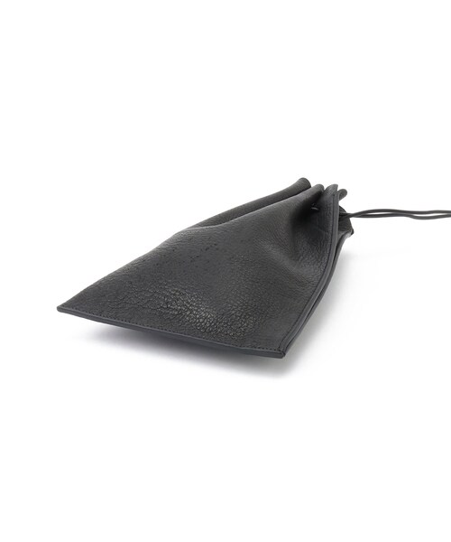 ADAM ET ROPE'（アダムエロペ）の「【ITTI/イッチ】HERRIE KINCHAKU POUCH - PM / TDEER（ハンドバッグ・メンズ・ブラック・F）」の6枚目の写真