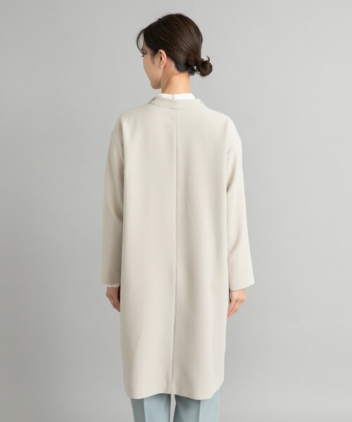 URBAN RESEARCH DOORS(アーバンリサーチドアーズ)の「ダブルクロスガウンコート(テーラードジャケット・レディース・L.BEIGE/NAVY・M)」の4枚目の写真