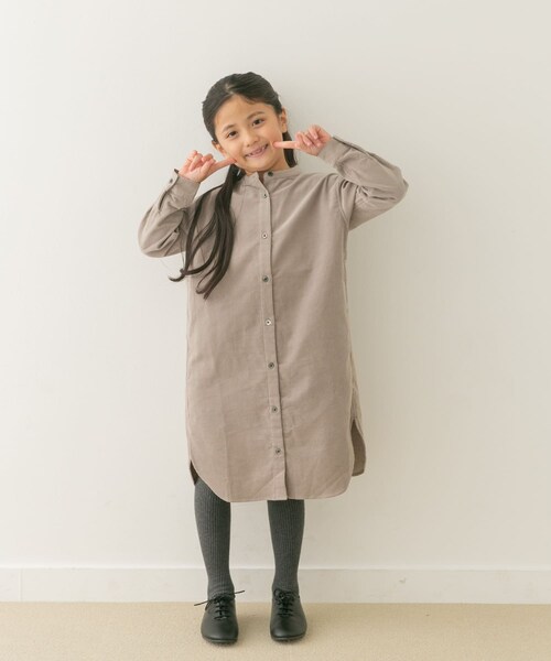 URBAN RESEARCH DOORS（アーバンリサーチドアーズ）の「『親子リンク』『UR TECH』コーデュロイシャツワンピース(KIDS)（ワンピース・キッズ・GREIGE/GRAY/MUSTARD・105/120/135）」の2枚目の写真