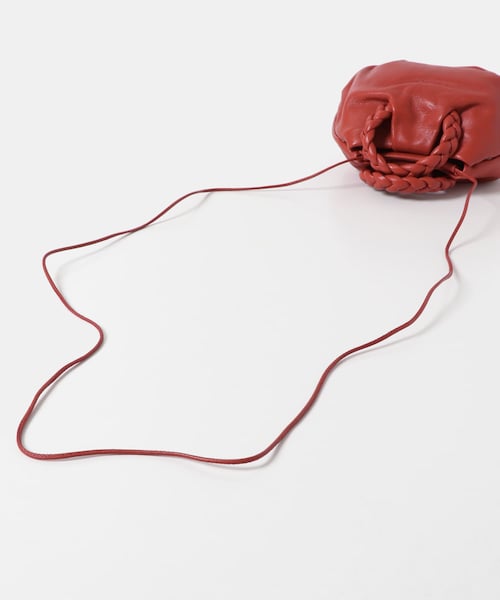 URBAN RESEARCH ROSSO（アーバンリサーチロッソ）の「HEREU　Bombon Supple Shiny（ショルダーバッグ・レディース・Chili Red・one）」の7枚目の写真