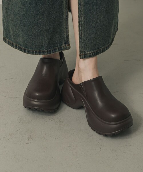 SENSE OF PLACE by URBAN RESEARCH（センスオブプレイスバイアーバンリサーチ）の「ボリュームソールサボサンダル（サンダル・レディース・BLACK/BROWN/CAMEL・S/M/L/XL）」の17枚目の写真