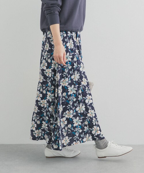 URBAN RESEARCH DOORS（アーバンリサーチドアーズ）の「レーヨンフラワープリントスカート（スカート・レディース・NAVY/BLACK・Free）」の18枚目の写真