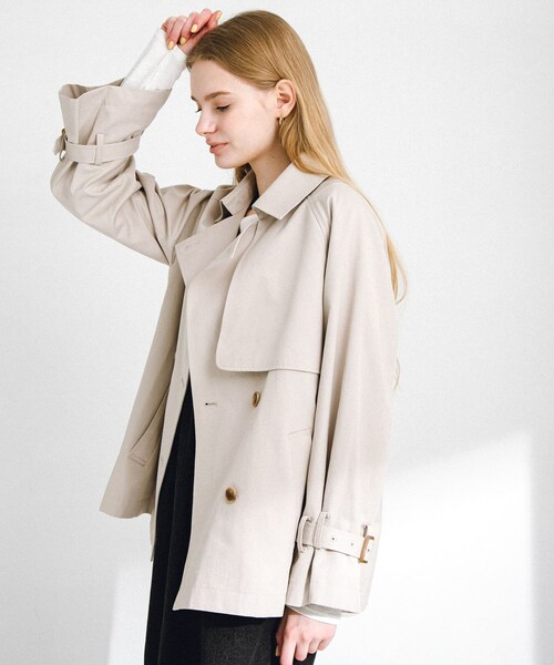 URBAN RESEARCH Sonny Label（アーバンリサーチサニーレーベル）の「撥水ショートトレンチコート（ステンカラーコート・レディース・ベージュ/L.グレー/チャコール・36/38）」の7枚目の写真