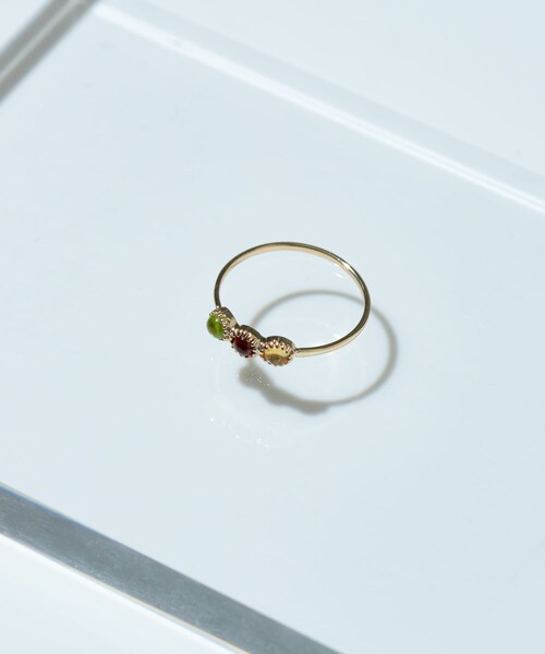 URBAN RESEARCH(アーバンリサーチ)の「ff by decor urban research three stone ring(リング・レディース・オパール/MULTI/オニキス・9/11/13/5)」の3枚目の写真