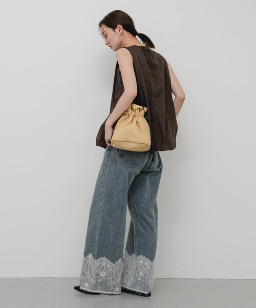 SENSE OF PLACE by URBAN RESEARCH(センスオブプレイスバイアーバンリサーチ)の「雑材キンチャクバッグ(ショルダーバッグ・レディース・Y.BEIGE/BROWN・One)」の19枚目の写真