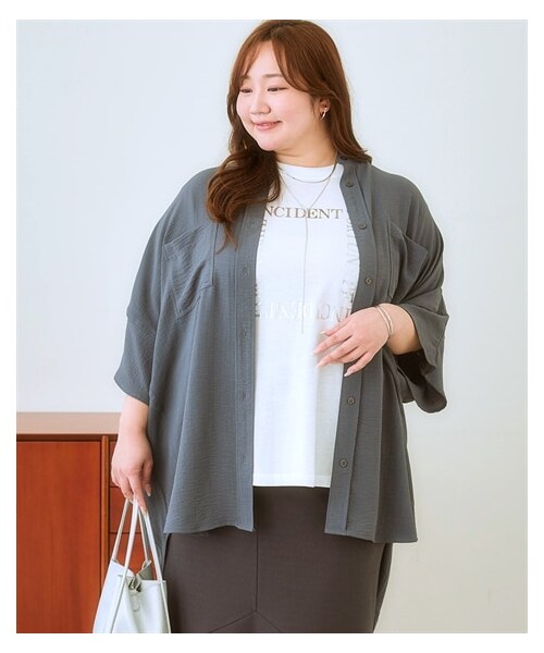 nissen（ニッセン）の「＜大きいサイズ＞ ゆるシルエットとろみシボシャツチュニック（チュニック・レディース・モカ/チャコールグレー/ローズピンク/黒・L/LL/3L/4L/5L/6L/8L/10L）」の15枚目の写真