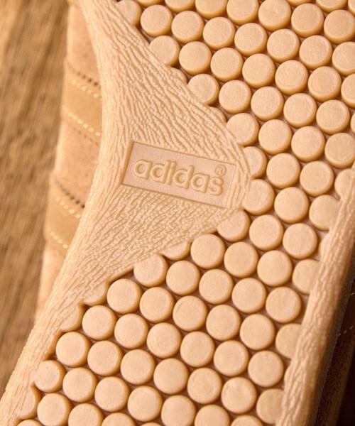 ADAM ET ROPE'（アダムエロペ）の「【adidas/アディダス】TOBACCO（スニーカー・メンズ・キャメル・26.0/27.0/28.0/29.0）」の12枚目の写真