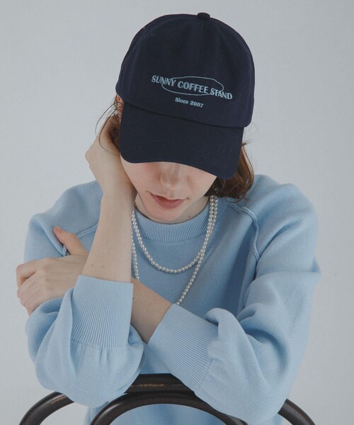 URBAN RESEARCH Sonny Label（アーバンリサーチサニーレーベル）の「エンブロイダリーロゴキャップ（キャップ・レディース・ネイビー/ブラウン/ブルー・One）」の17枚目の写真