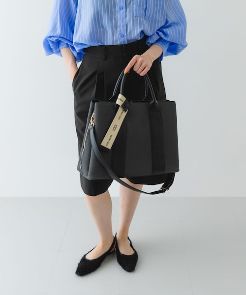 RODE SKO（ロデスコ）の「『MADE IN JAPAN』ヘアリーバックストラップミュール（その他シューズ・レディース・BLACK/BEIGE・36/37/38）」の4枚目の写真