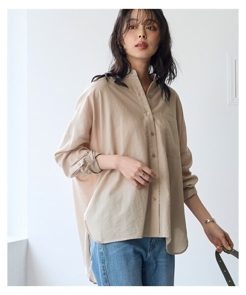 nissen（ニッセン）の「＜大きいサイズ＞【美極シャツ】オーバーサイズ２WAYシャツ（シャツ/ブラウス・レディース・チャコール/オフベージュ/サーモンピンク/サックス/モカブラウン/イエロー・【不要1】/【不要2】/L/LL/3L/4L/5L/6L/8L/10L）」の5枚目の写真