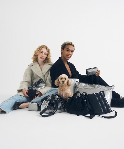 ADAM ET ROPE'（アダムエロペ）の「【LeSportsac for ADAM ET ROPE'】別注 MOBILE POUCH（ポーチ・レディース・シルバー・F）」の15枚目の写真