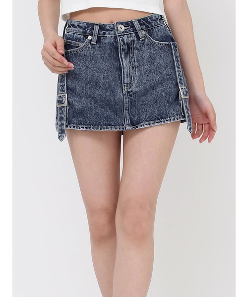 GYDA（ジェイダ）の「ハイウエストBELTデザインデニムスカートライクショートパンツ（デニムスカート・レディース・ブルー/アイスブルー・S/M）」の2枚目の写真