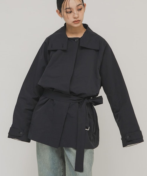 KBF（ケイビーエフ）の「テントラインBIGミドルコート（テーラードジャケット・レディース・BEIGE/BROWN/NAVY・One）」の3枚目の写真