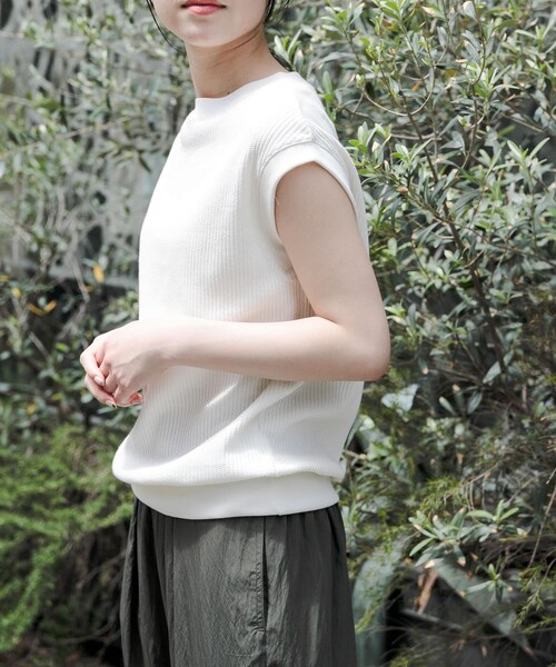 URBAN RESEARCH DOORS（アーバンリサーチドアーズ）の「FORK&SPOON　変形ワッフルノースリーブプルオーバー（Tシャツ/カットソー・レディース・IVORY/GRAY/OFFxNVY/CAMxIVO・1）」の8枚目の写真