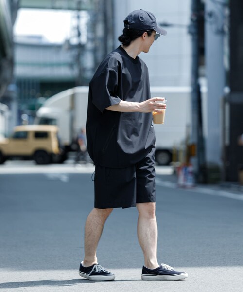 URBAN RESEARCH(アーバンリサーチ)の「『撥水/防水』Sympatex別注ShortPants(その他パンツ・メンズ・CHARCOAL/BLACK・M/L)」の6枚目の写真