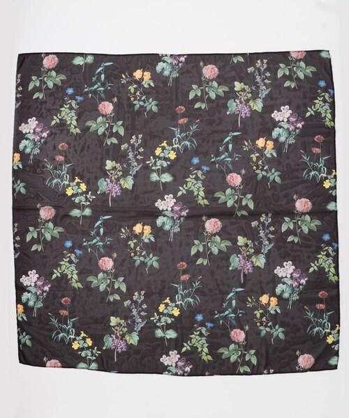 URBAN RESEARCH ROSSO（アーバンリサーチロッソ）の「ボタニカルプリントスカーフ（バンダナ/スカーフ・レディース・OFF WHITE/BLACK・Free）」の12枚目の写真