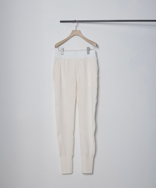 ADAM ET ROPE'（アダムエロペ）の「【MOON TREE PLANET（ムーンツリープラネット）】line pants sports（その他パンツ・レディース・ブラック/ホワイト・M）」の4枚目の写真