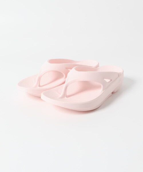 URBAN RESEARCH DOORS(アーバンリサーチドアーズ)の「OOFOS OOriginal(サンダル・レディース・Nomad/Black/Slate/CosmicGray/Olive Drab/Mist/Blush/Foliage・5/6/7/8)」の8枚目の写真