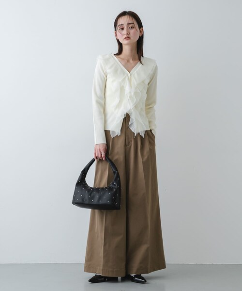 SENSE OF PLACE by URBAN RESEARCH（センスオブプレイスバイアーバンリサーチ）の「スタッズラウンドバッグ（ハンドバッグ・レディース・BLACK/GREIGE・One）」の5枚目の写真