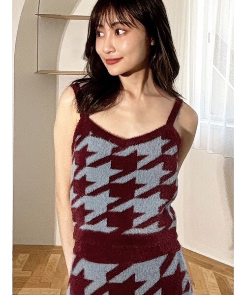 RESEXXY（リゼクシー）の「ハウンドトゥースシャギーニットタンク【セットアップ着用可能】（タンクトップ・レディース・ブラック/ワイン/グリーン・F）」の11枚目の写真