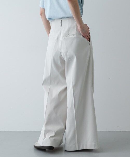 SENSE OF PLACE by URBAN RESEARCH(センスオブプレイスバイアーバンリサーチ)の「『XS/Lサイズ/WEB限定』バギーチノパンツ(チノパンツ・レディース・IVORY/BEIGE/NAVY・XS/S/M/L)」の13枚目の写真