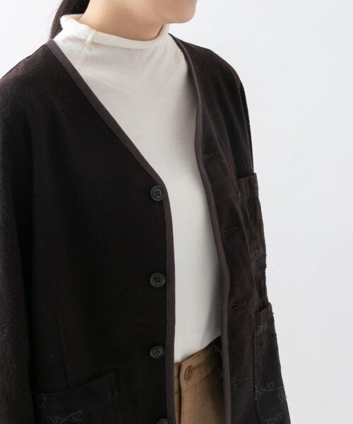 URBAN RESEARCH（アーバンリサーチ）の「WORK NOT WORK　ウールエンブロイダリーバーナージャケット（ノーカラージャケット・レディース・GRAY/D.BROWN・1/2）」の15枚目の写真