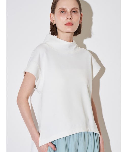 ELENDEEK（エレンディーク）の「OFF NECK CS（Tシャツ/カットソー・レディース・オフホワイト/ブラック/ブラウン・F）」の3枚目の写真