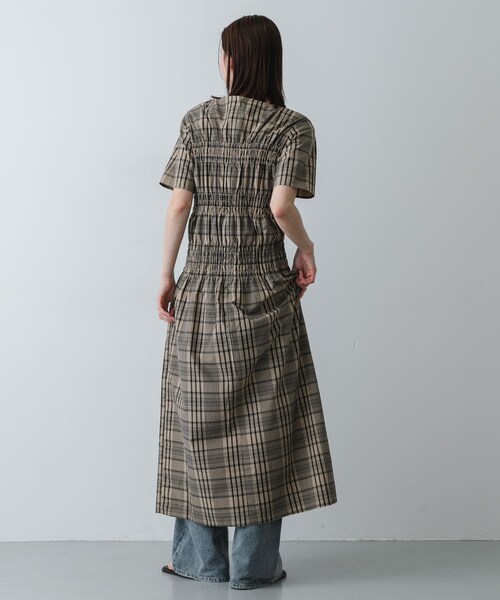 SENSE OF PLACE by URBAN RESEARCH（センスオブプレイスバイアーバンリサーチ）の「チェックシャーリングワンピース（ワンピース・レディース・BLK×OFF/BEG×BLK・One/COMPACT）」の22枚目の写真