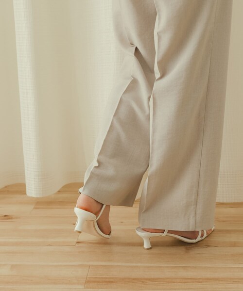 SENSE OF PLACE by URBAN RESEARCH(センスオブプレイスバイアーバンリサーチ)の「ポインテッドナローストラップサンダル(サンダル・レディース・BLACK/WHITE/SILVER・S/M/L)」の14枚目の写真