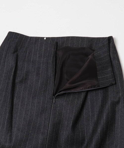 URBAN RESEARCH（アーバンリサーチ）の「AMOMENTO　WOOL MAXI LONG SKIRT（スカート・レディース・STRIPE・0）」の8枚目の写真