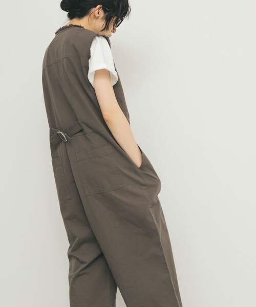 KBF(ケイビーエフ)の「フロントZIPジャンプスーツ(サロペット/オーバーオール・レディース・CHARCOAL/IVORY/L.KHAKI・one)」の16枚目の写真