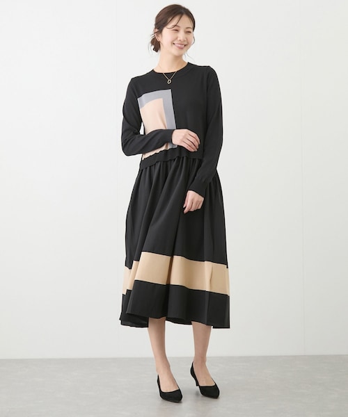Jayro（ジャイロ）の「ニットドッキング配色ワンピース（ワンピース・レディース・ブラック/ベージュ/ブルー系・F）」の9枚目の写真