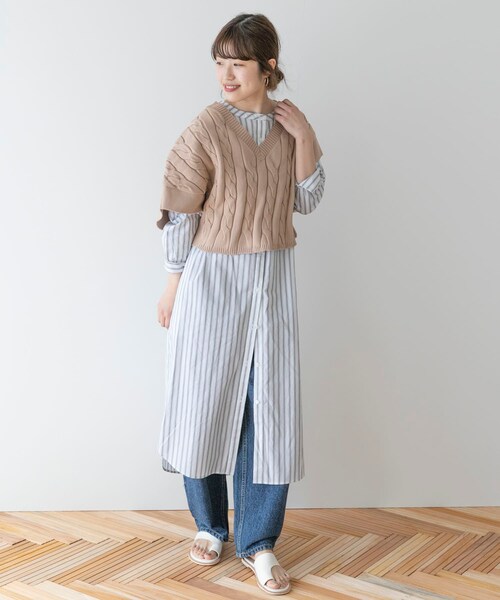 ITEMS URBANRESEARCH（アイテムズ アーバンリサーチ）の「アシンメトリーケーブルニットベスト（ベスト・レディース・WHITE/PINK BEIGE/KHAKI GRAY・one）」の22枚目の写真