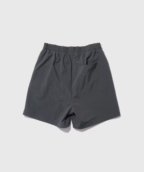 ADAM ET ROPE'(アダムエロペ)の「【CAMIEL FORTGENS/カミエル フォートヘンス】KNEE SHORTS(その他パンツ・メンズ・ネイビー・M)」の10枚目の写真