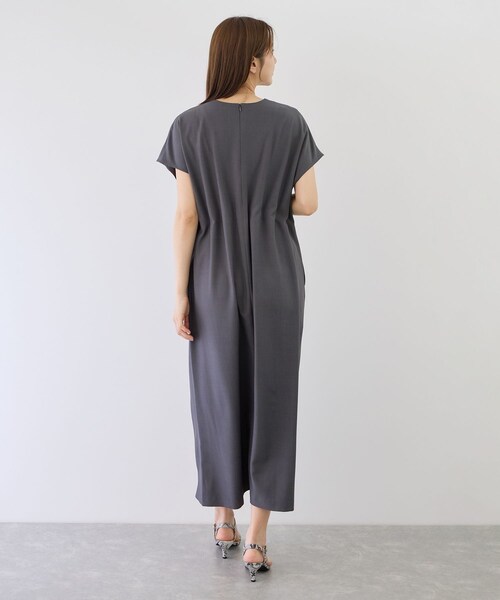 Jayro(ジャイロ)の「リネンタッチタックイージーワンピース(ワンピース・レディース・ブラック/チャコール/ベージュ・M)」の16枚目の写真