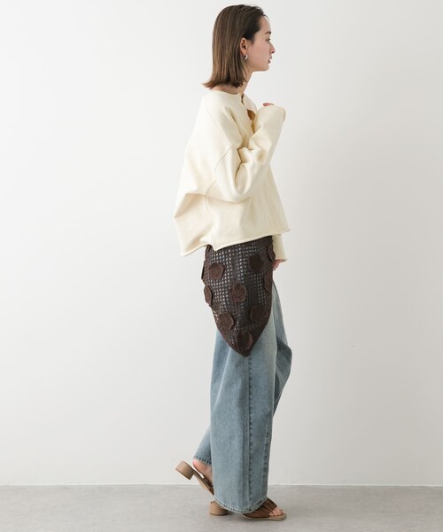 SENSE OF PLACE by URBAN RESEARCH（センスオブプレイスバイアーバンリサーチ）の「Vネックルーズスウェット（スウェット・レディース・OFF WHITE/CORAL/BLACK・one）」の12枚目の写真