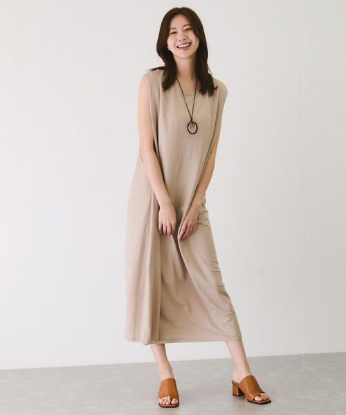 Jayro（ジャイロ）の「カノコ肩タックフレアワンピース（ワンピース・レディース・ブラック/グレー系/キャメル/イエロー・F）」の13枚目の写真