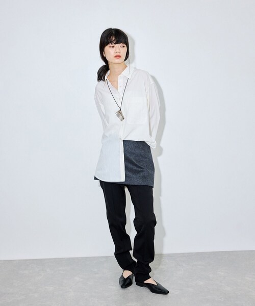 ADAM ET ROPE'(アダムエロペ)の「スクエアトゥフラットシューズ(パンプス・レディース・ブラック/キナリ・23.0/23.5/24.0/24.5)」の11枚目の写真